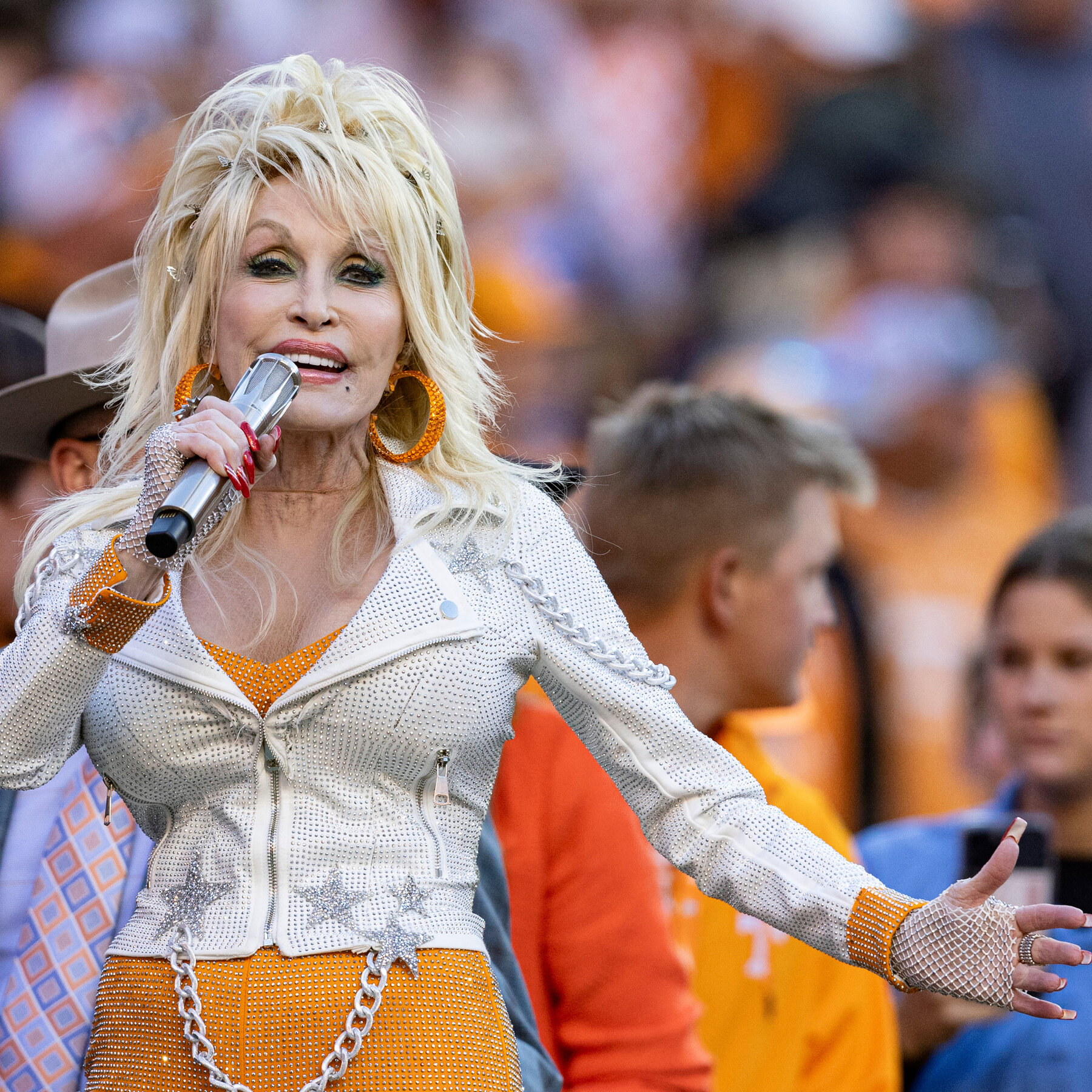 Dolly Parton’s Estate in Turmoil After Extortion Accusations