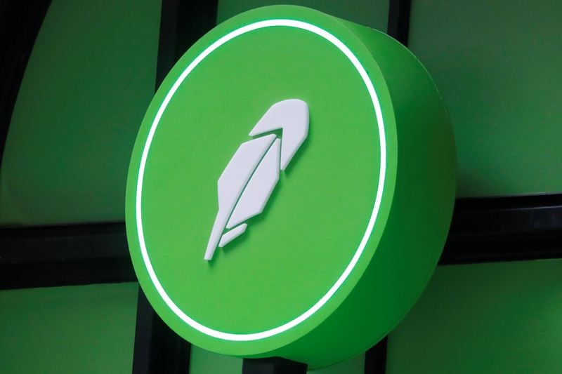 Robinhood to allow 24-hour weekend trading of US stocks as industry shifts to wider access