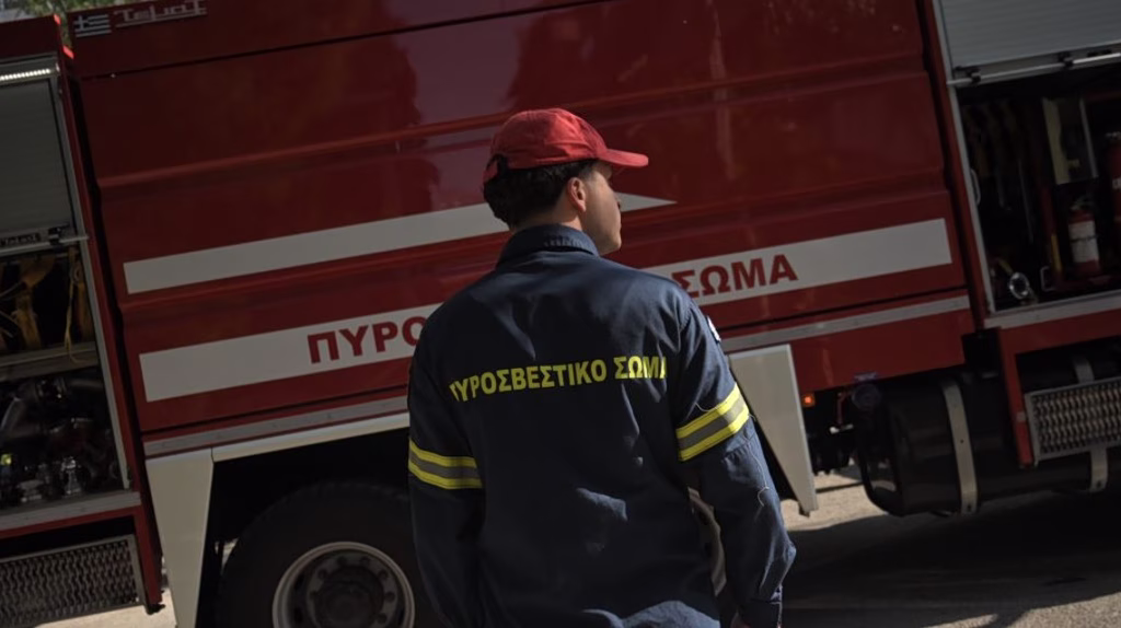 Φωτιά σε υπόγειο διαμέρισμα πολυκατοικίας στην Αθήνα – Προληπτική εκκένωση