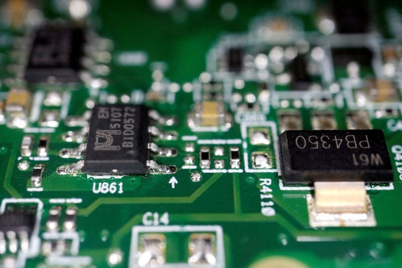 Japan to invest up to $21 billion in two GlobalFoundries chip factories in New York