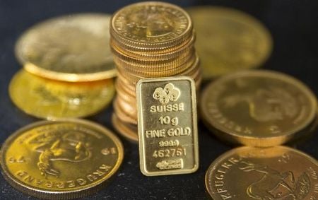 Gold holds near nine-week low as Hormuz tensions raise Fed hike bets