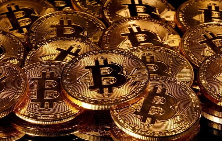 Bitcoin rebounds above $83,000 after weekly slide as oil, yields and security fear